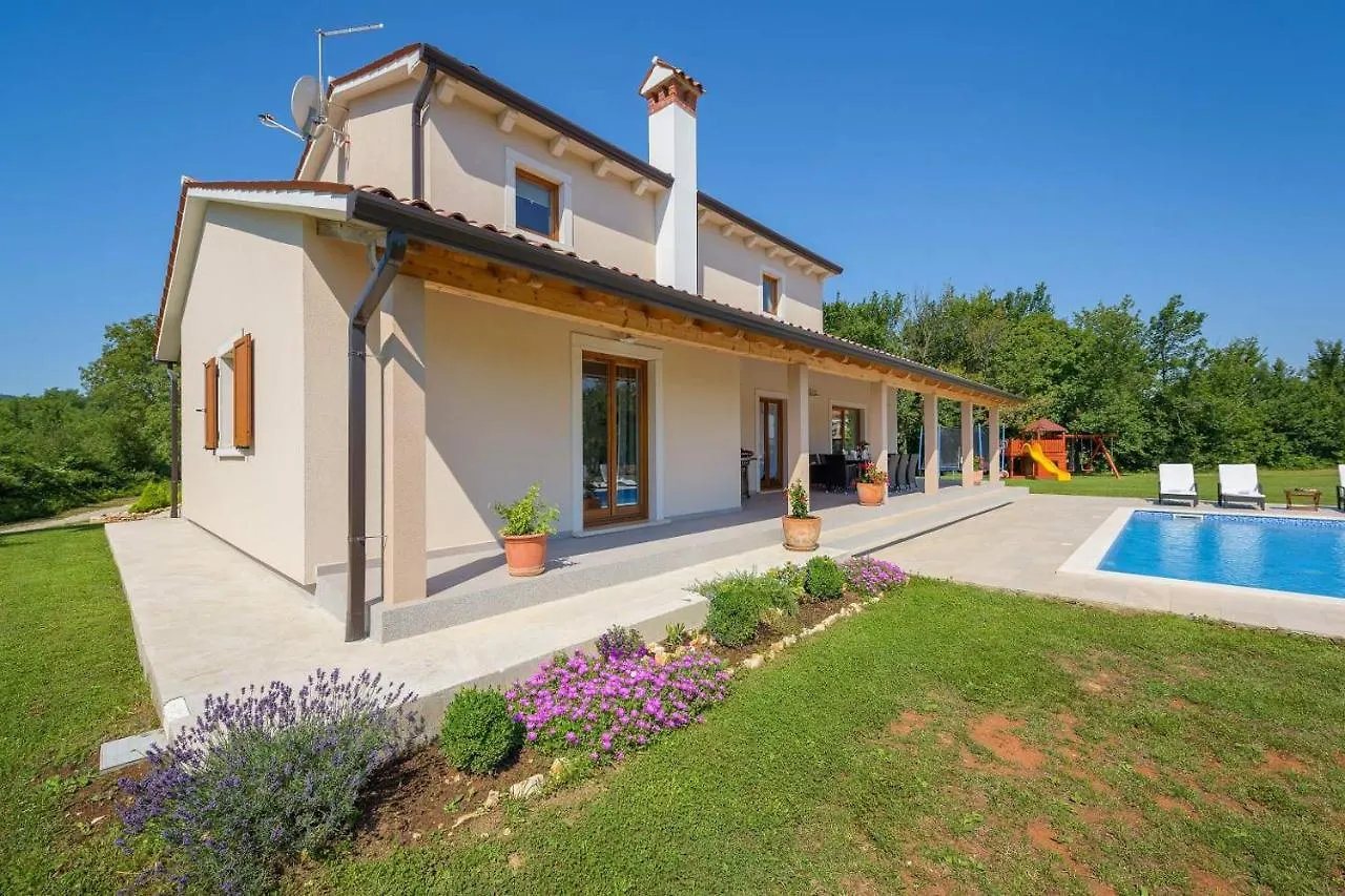 Holiday home Villa Flora Krsan