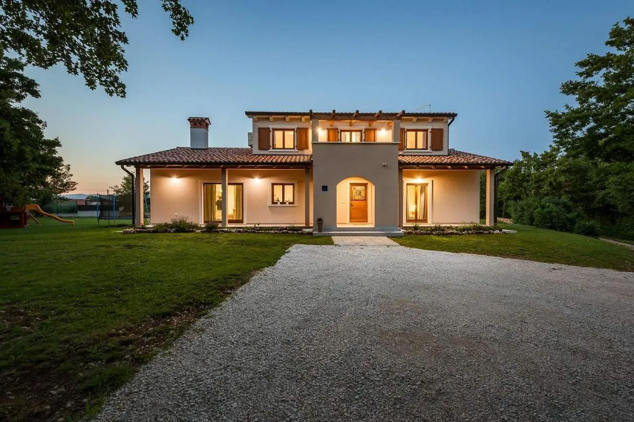 Villa Flora Krsan