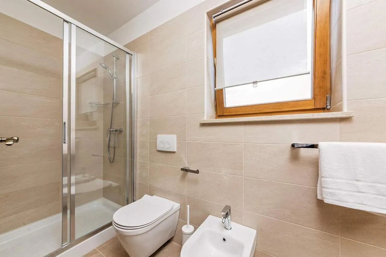 Villa Flora Krsan 0*,